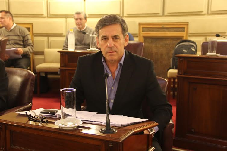 Jatón Emilio - Senador