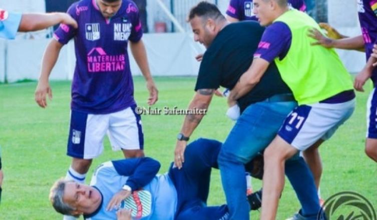 Luis Ventura recibió una feroz golpiza tras un partido de fútbol.