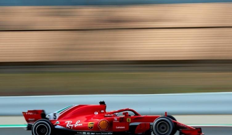 Sebastian Vettel fue el más rápido en el séptimo día de test de pretemporada para la Fórmula 1 en Barcelona. (Foto: EFE).