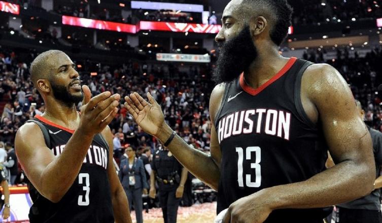 Chris Paul y James Harden, la dupla estelar de Houston Rockets. (AP Photo/Eric Christian Smith)