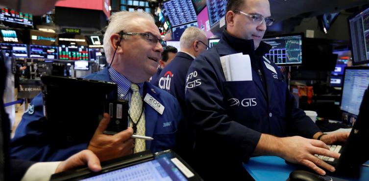 Wall Street cerró la semana con una suba, ayer, del 3,3% - CLARÍN
