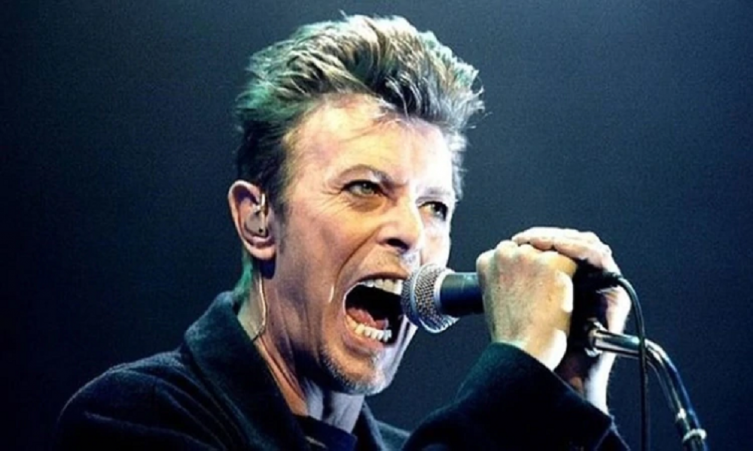 David Bowie es considerado un innovador de la música - TELESHOW