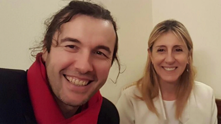 Ergün Demir junto a María De Cicco - TELESHOW