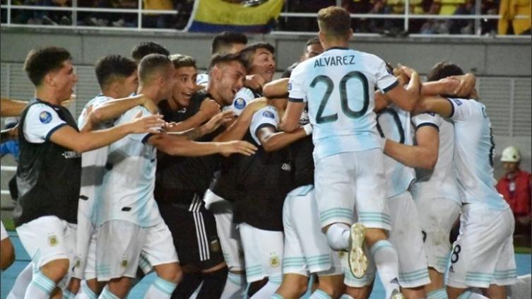 La selección sub 23 ganó en el estreno ante Colombia, el local. (Twitter/@Argentina)