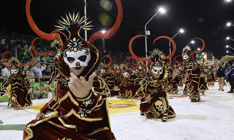 Los carnavales de Gualeguaychú, ideales para ese fin de semana largo - Agencia Noticias Argentinas