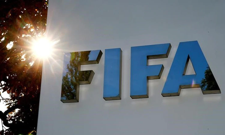 El logo de la FIFA en su sede de Zúrich, Suiza. 26 de septiembre de 2017. REUTERS/Arnd Wiegmann.
