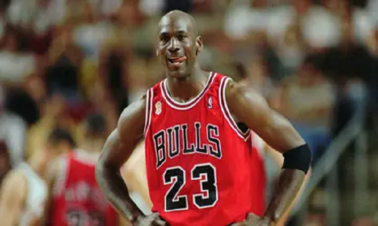 Jordan y la casaca 23 de los Bulls. Un matrimonio que logró seis anillos de la NBA - INFOBAE