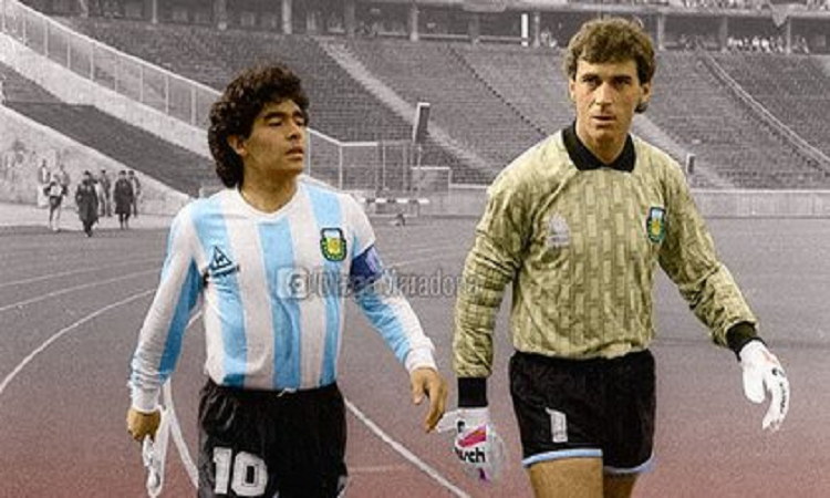 Diego Maradona y Nery Pumpido -infobae