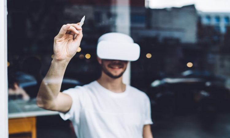 Tecnología háptica, presente en la realidad virtual: la sensación de tocar, sin tacto - INFOBAE