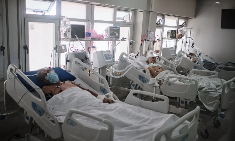 Terapia intensiva del Hospital Dr. Alberto Balestrini de La Matanza Crédito: Hernán Zenteno