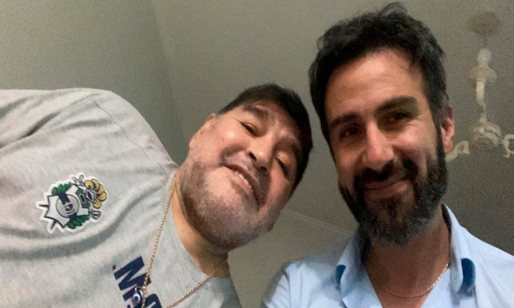 Diego Maradona y el Dr. Leopoldo Luque - infobae