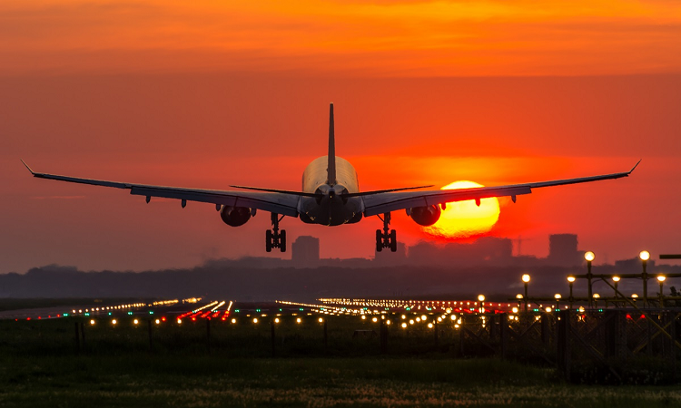 Suba de precios de los pasajes internacionales: queja de aerolíneas por medida del Gobierno - El Cronista
