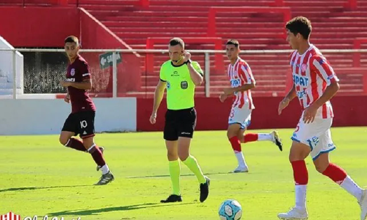 Unión sufrió una dura derrota en Reserva ante Lanús por 3-0. - UNO Santa Fe