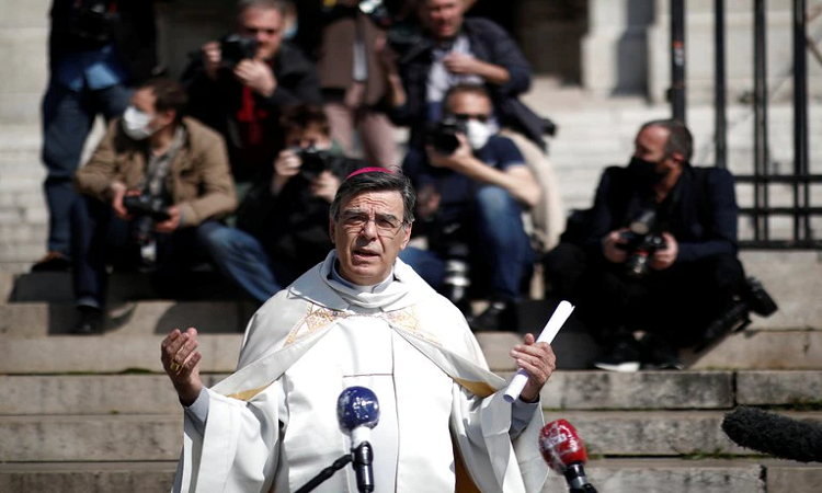 El arzobispo de París, Michel Aupetit (Foto: Reuters)
