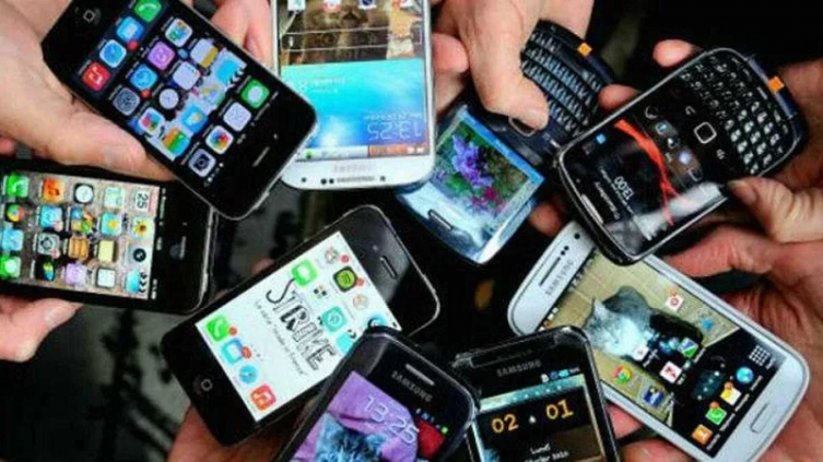 Los celulares que dejan de funcionar en 2022. - Crónica