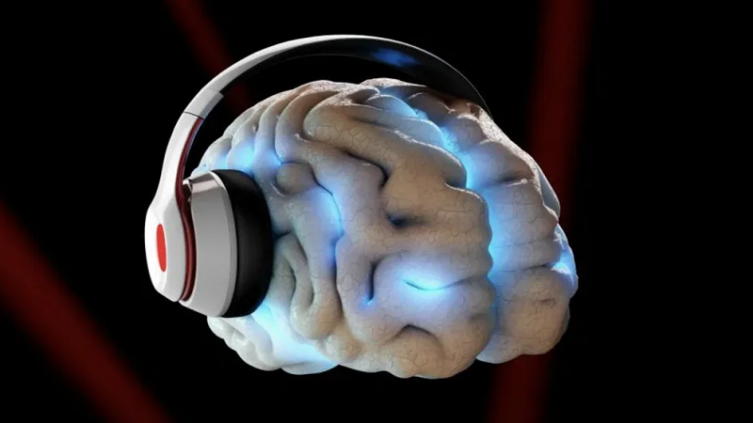 Imagen ilustrativa: auriculares que pueden estudiar el sueño a través del cerebro. (foto: Getty Images)