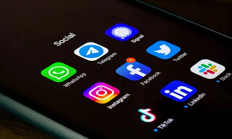 Peligro en Instagram, Tinder y LinkedIn: las estafas más comunes en las redes sociales - ámbito