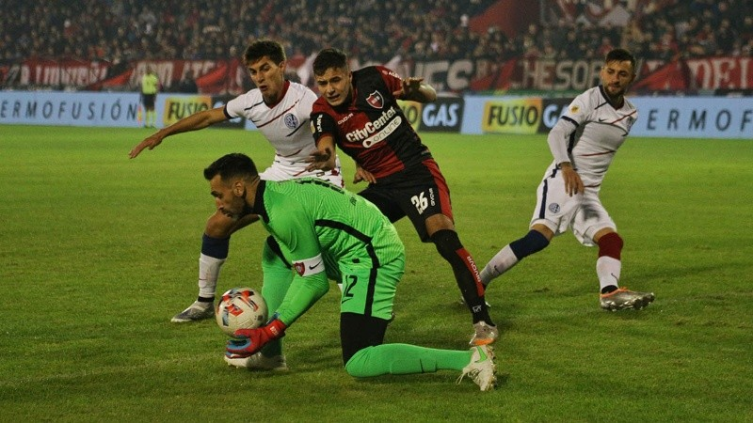 Un empate que tuvo de todo: Newell ´s y San Lorenzo igualaron sin goles y el VAR fue el gran protagonista – Rosario3