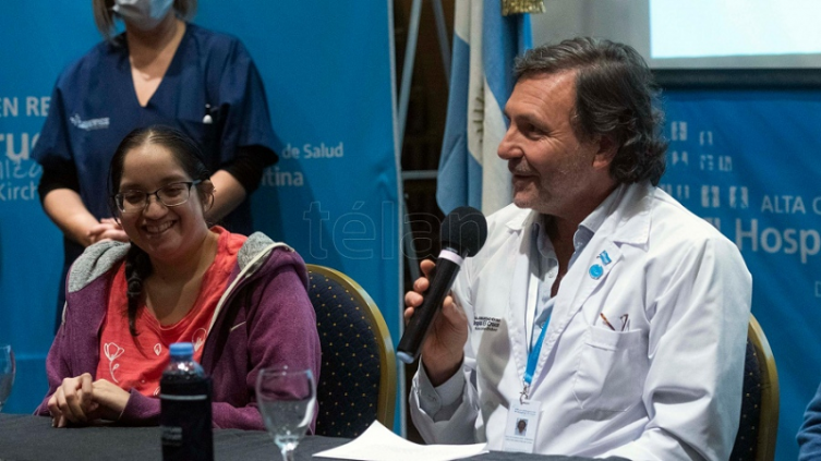 En el Hospital El Cruce, se realizó el primer reemplazo de aorta abdominal de urgencia en la Argentina. Foto: Victoria Egurza.