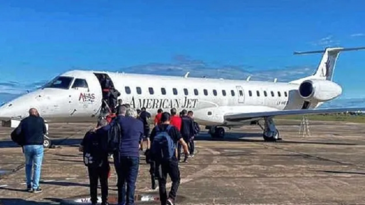 Colón viaja en avión para visitar a Central Córdoba - UNO Santa Fe