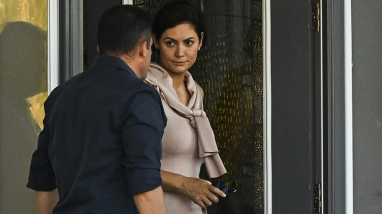La esposa de Bolsonaro regresó sola a Brasil después de casi un mes en Estados Unidos Foto: AFP.