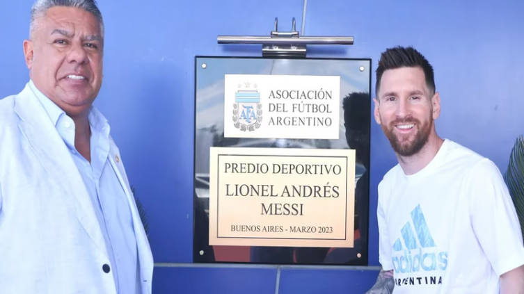 El predio de Ezeiza de AFA dejó de llamarse Julio Grondona y ahora lleva el nombre de Lionel Messi - Infobae