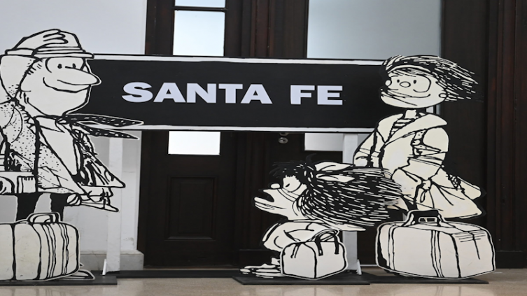 “El mundo según Mafalda” ya se puede recorrer en la Estación Belgrano de la Ciudad de Santa Fe - Prensa MCSF