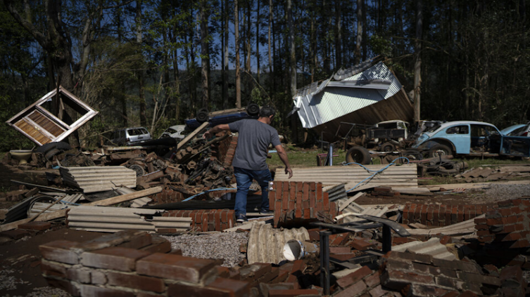 Ya son 46 los desaparecidos por el ciclón en Brasil - Página/12 