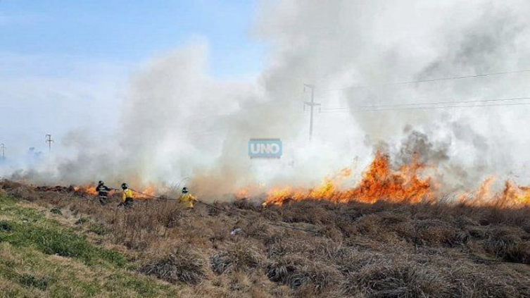 Prohíben realizar cualquier tipo de quemas en la provincia – UNO Entre Rios