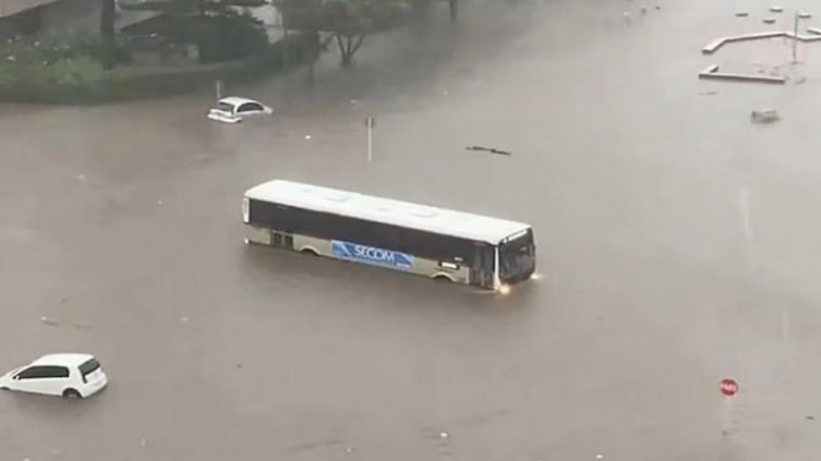 Inundaciones en Uruguay por las fuertes lluvias. Foto: El Observador