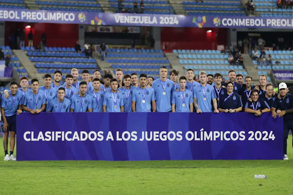 Con Argentina como cabeza grupo, se sortea el torneo de fútbol masculino en los Juegos Olímpicos de París 2024: todo lo que hay que saber (EFE/ Rayner Peña)