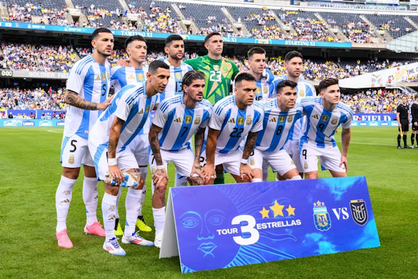 Se conocieron los dorsales de la selección argentina en la Copa América: quiénes usarán las camisetas de Papu Gómez y Dybala. Foto: Daniel Bartel-USA TODAY Sports