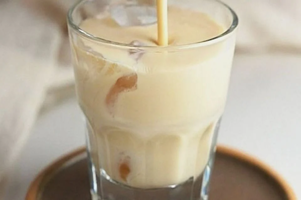 En pocos pasos, licor casero de dulce de leche, una forma exquisita de combatir el frío - PRONTO