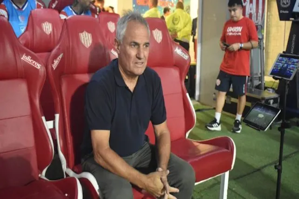 Unión entra en una semana decisiva para la continuidad de Leonardo Madelón. - UNO Santa Fe / José Busiemi