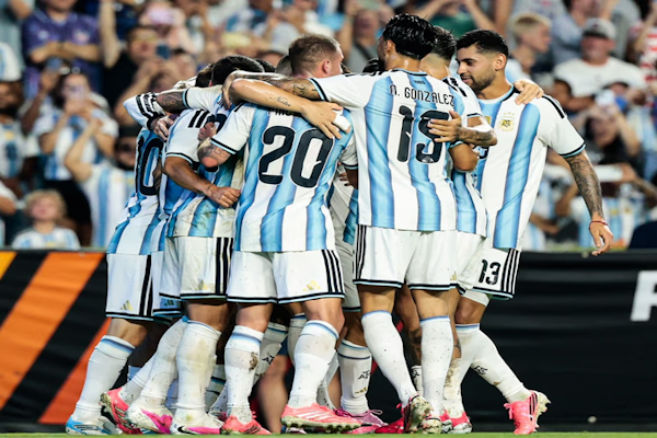 La Selección argentina quedó en el primer puesto del ranking FIFA previo al Mundial 2026. - Foto: Redes @Argentina