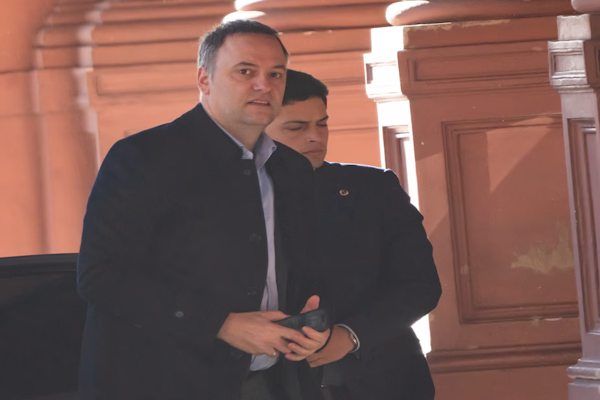La trastienda y los motivos que dieron pie a la salida de Manuel Adorni. - Foto: Agencia Noticias Argentinas.