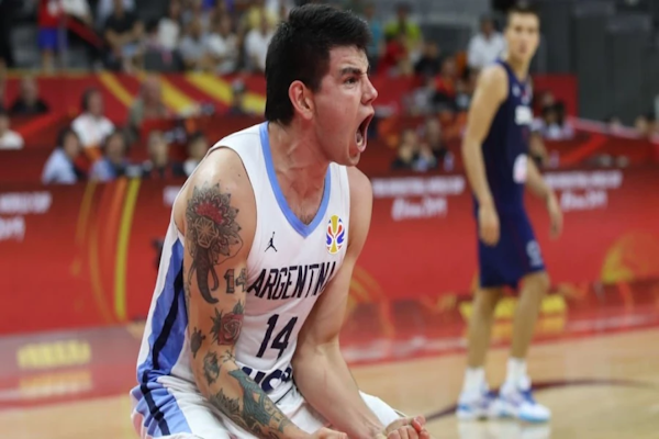 Gabriel Deck fue elegido en el quinteto ideal de las Eliminatorias rumbo al Mundial 2027. - Foto: Prensa CAB.