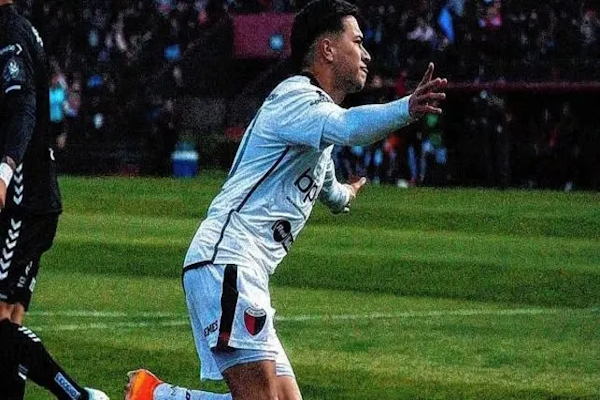 Ignacio Lago padece una infección en la muñeca y es duda para el partido del domingo que Colón jugará ante Chaco For Ever. - Prensa Colón